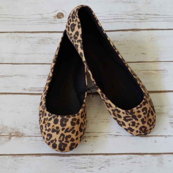 Shoes - *1 PAIR LEFT!!*  NWOT Leopard print flats